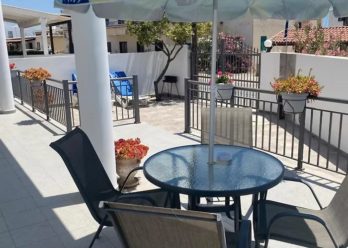 Townhouse Louise Pegeia